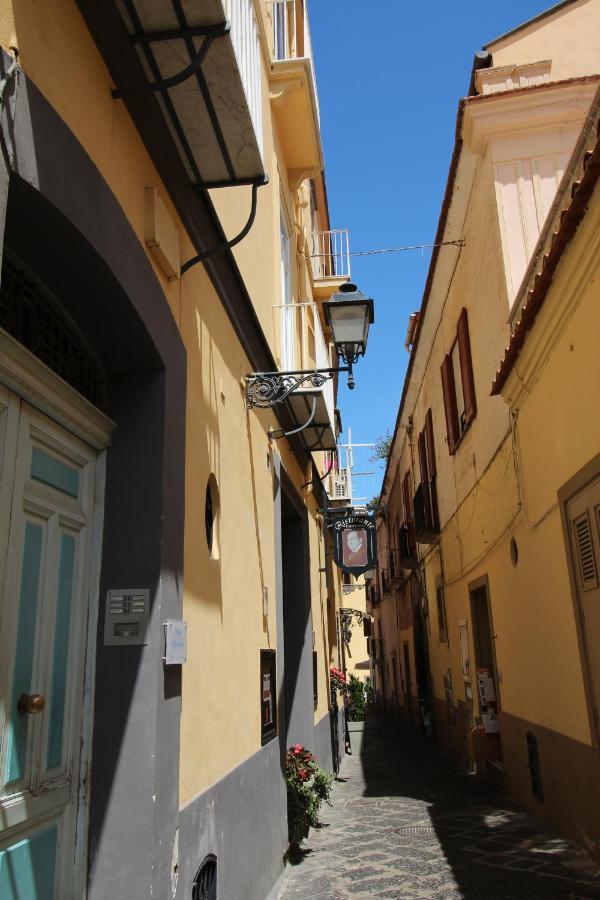 Piazza Tasso Max 1 Sorrento Exterior foto