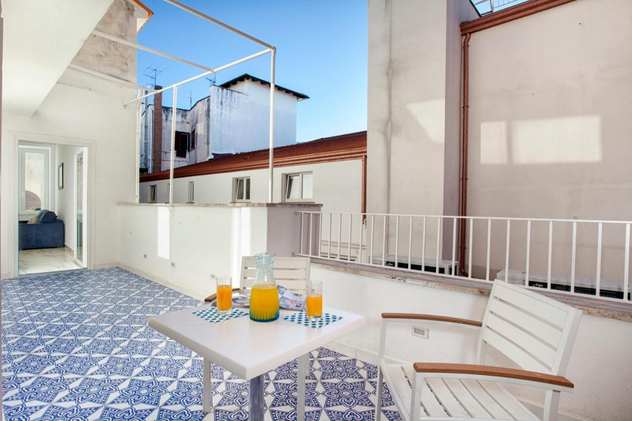 Piazza Tasso Max 1 Sorrento Exterior foto